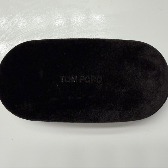 Tom Ford Isabella-02 TF915 Cat Eye Sunglasses Black Gradient
